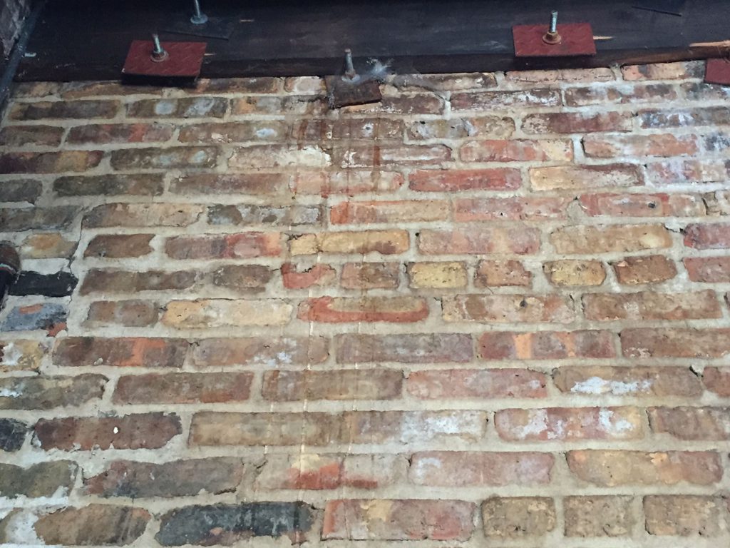 Leaking masonry walls cmu leaking leaking split face block Chicago Best ...